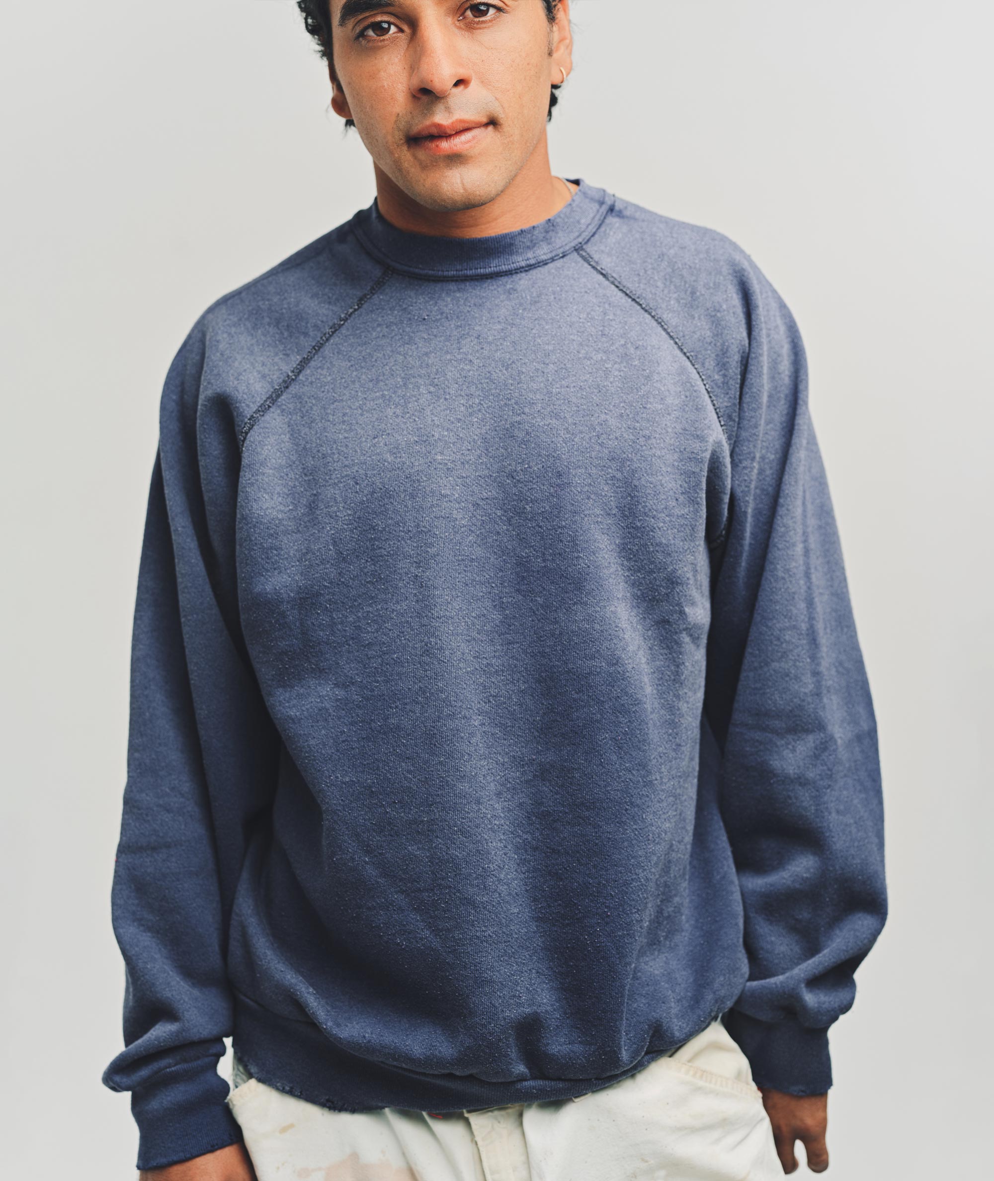 【NAVY】Super faded sweatshirt AWE Faded Sweatshirt Navy – American Waste Enterprise